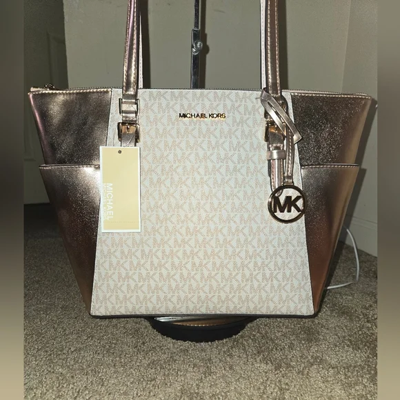 NWT Michael Kors Charlotte Signature Logo Metallic Tote Bag - Picture 3 of 10